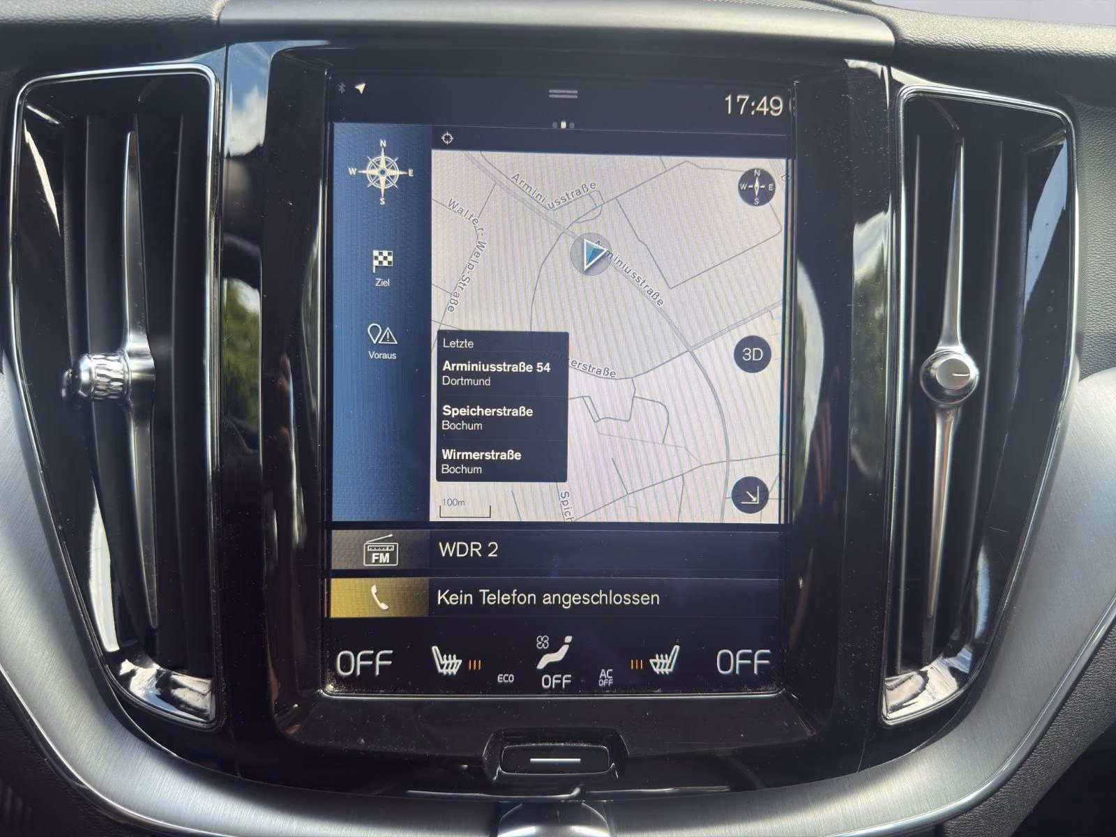 Volvo XC 60 Momentum AWD|1.HAND|SCHECKHEFT|PANO