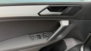 Volkswagen Tiguan - 5