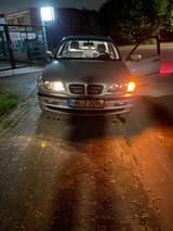 BMW E46 323i Top zustand - BMW 323 aus 1999: 323i