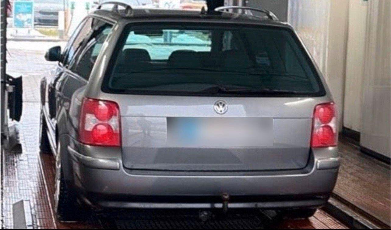 Volkswagen Passat 2005 — engine