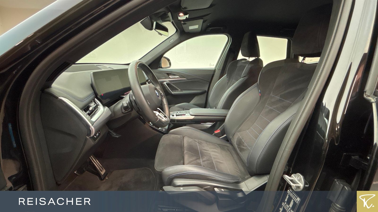 BMW IX1 A XDRIVE30 M-Sport AHK DA ACC HUD foto 4