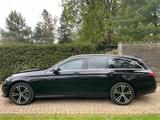 Mercedes-Benz E 450 4MATIC T Autom. - - Mercedes-Benz E 450 von privat