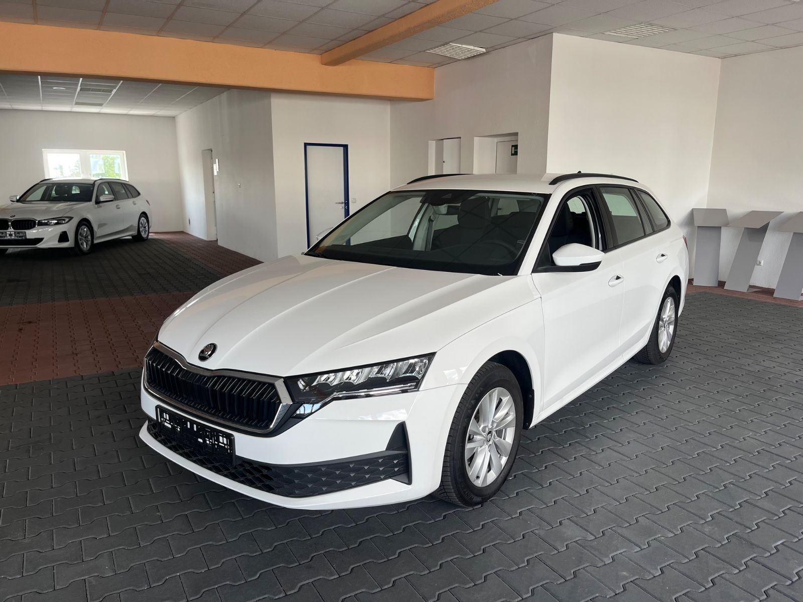 Skoda Octavia - 1