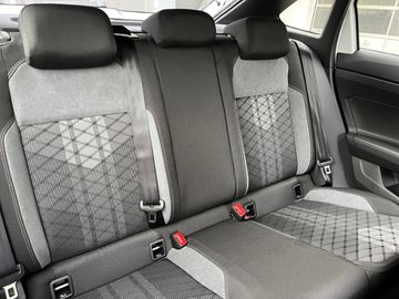 Volkswagen Taigo R-Line 1,5l TSI 150 PS 7-Gang-DSG