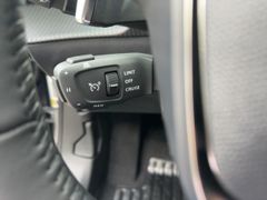 Foto Nummer 13: PEUGEOT 2008