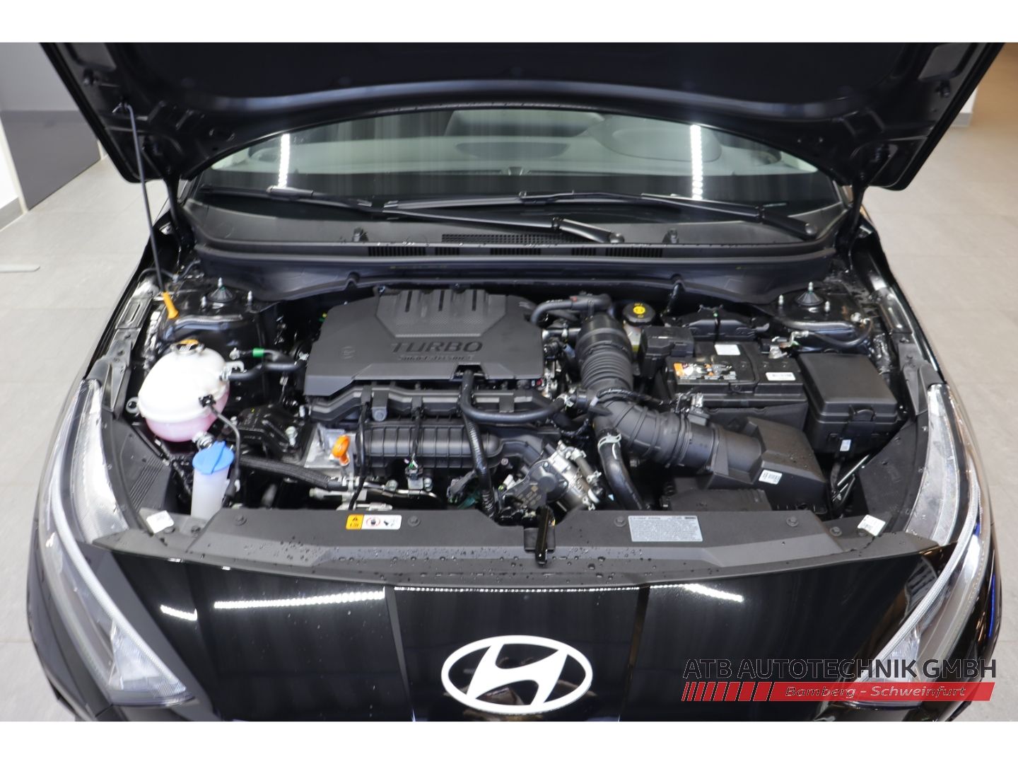 Fahrzeugabbildung Hyundai i20 Trend MY25 1.0 T-GDI 100 PS 7-DCT 2WD Lichtp