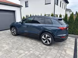Audi Q6 e-tron / S-Line / 20 Zoll / 8-fach / Garantie - Audi Q6 e-tron: Automatik