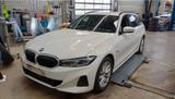 BMW 320 e/FACELIFT/CAM/HiFi/KeyGO/Leder/SPUR - gebrauchte BMW 320 mit Facelift