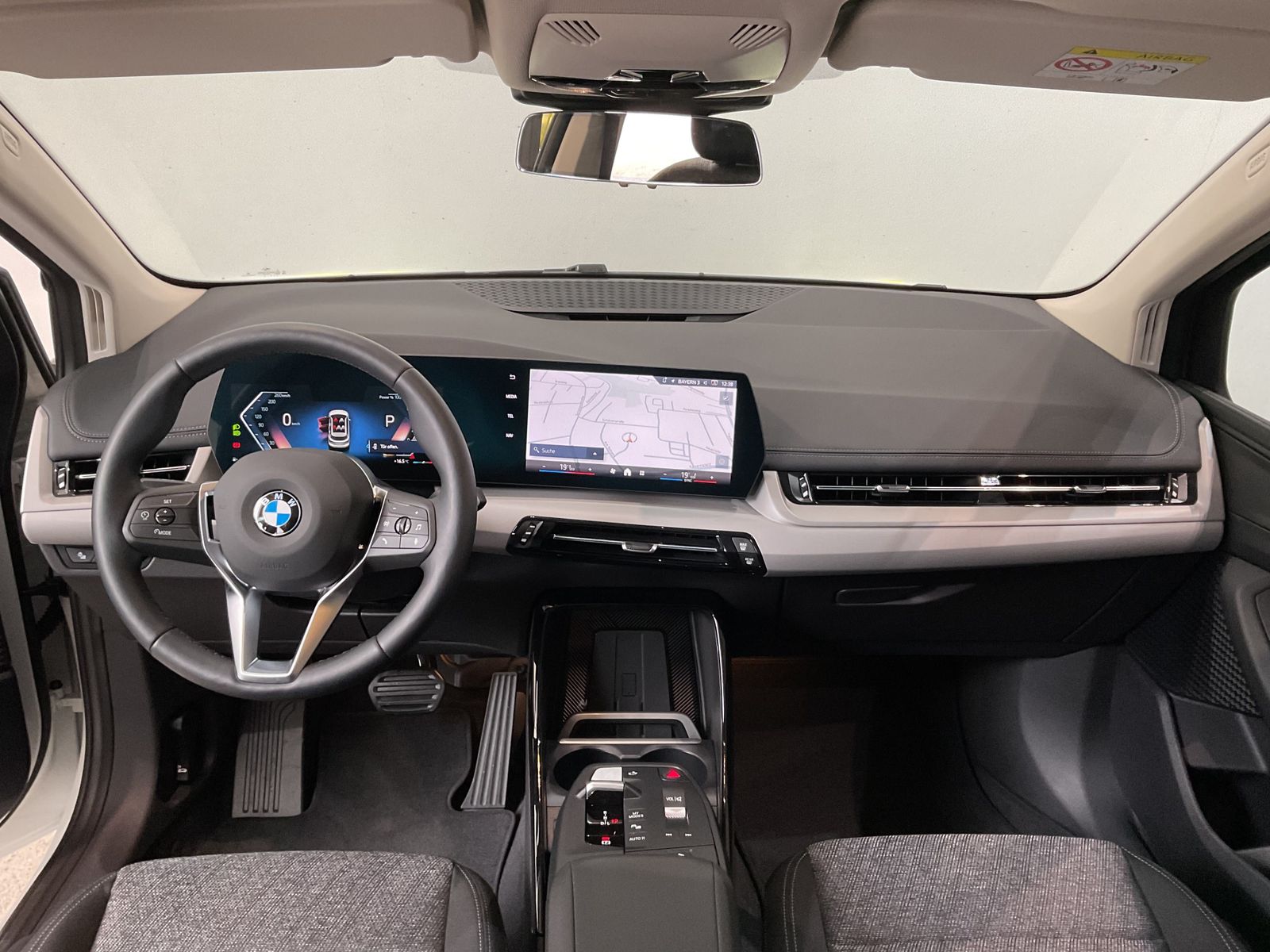BMW 220 Active Tourer - Bild 3
