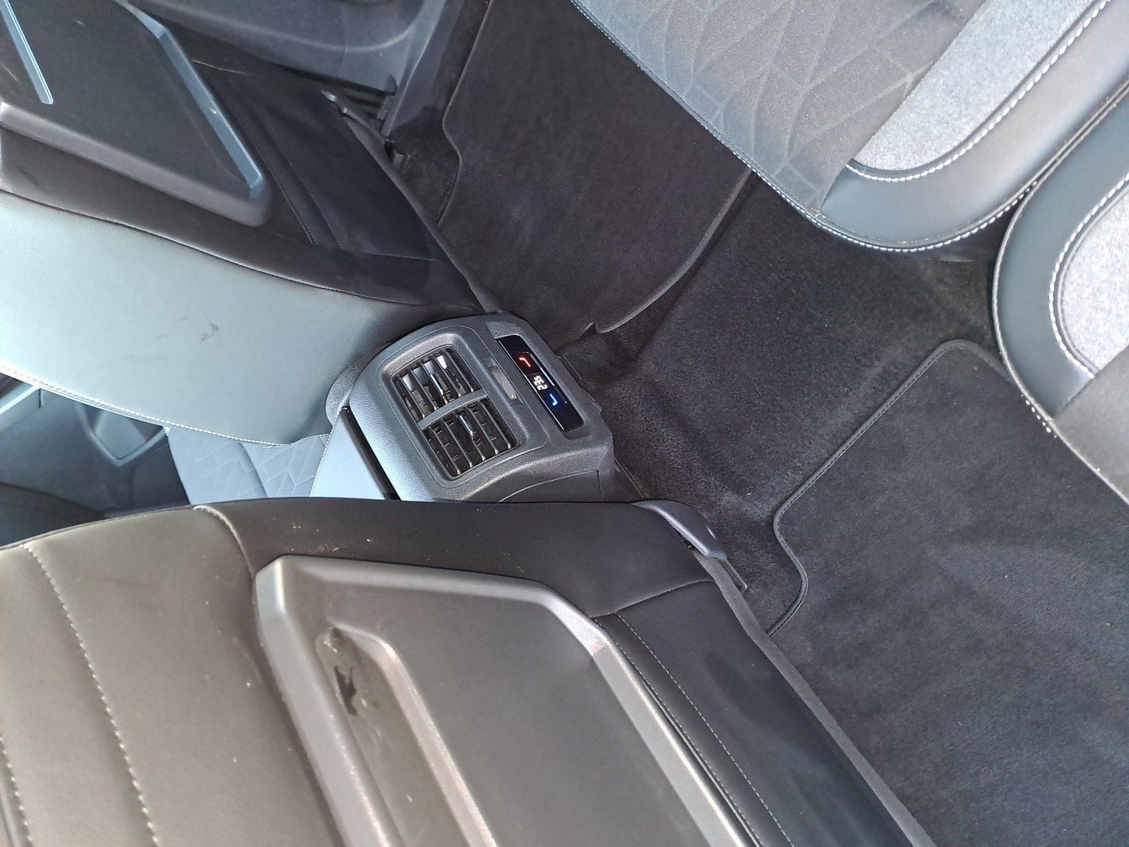 Volkswagen Touran - Bild 14