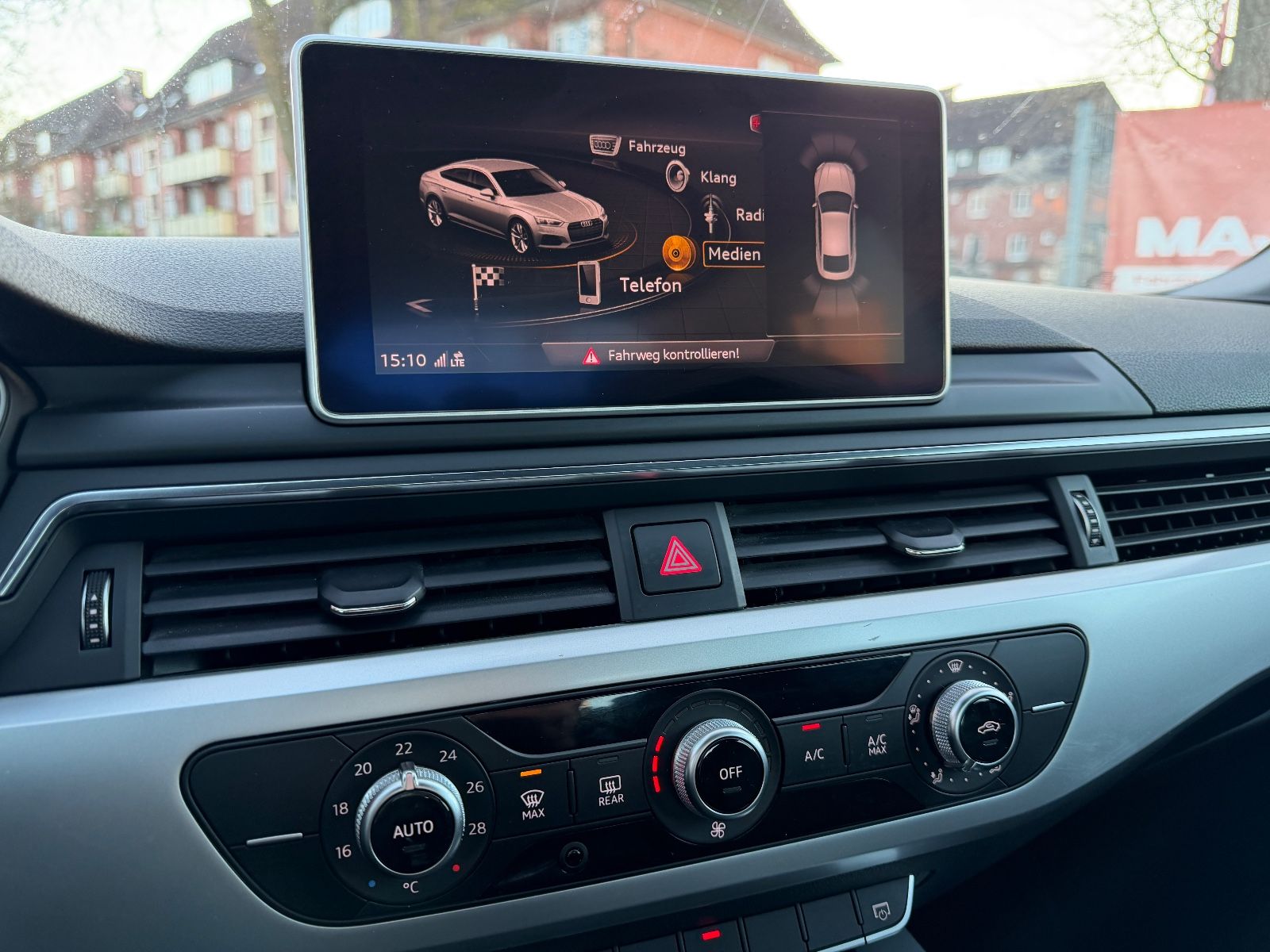 Fahrzeugabbildung Audi A5 Sportback*XENON*TEMPO*PDC*NAVI*PDC*NAVI*KLIMA