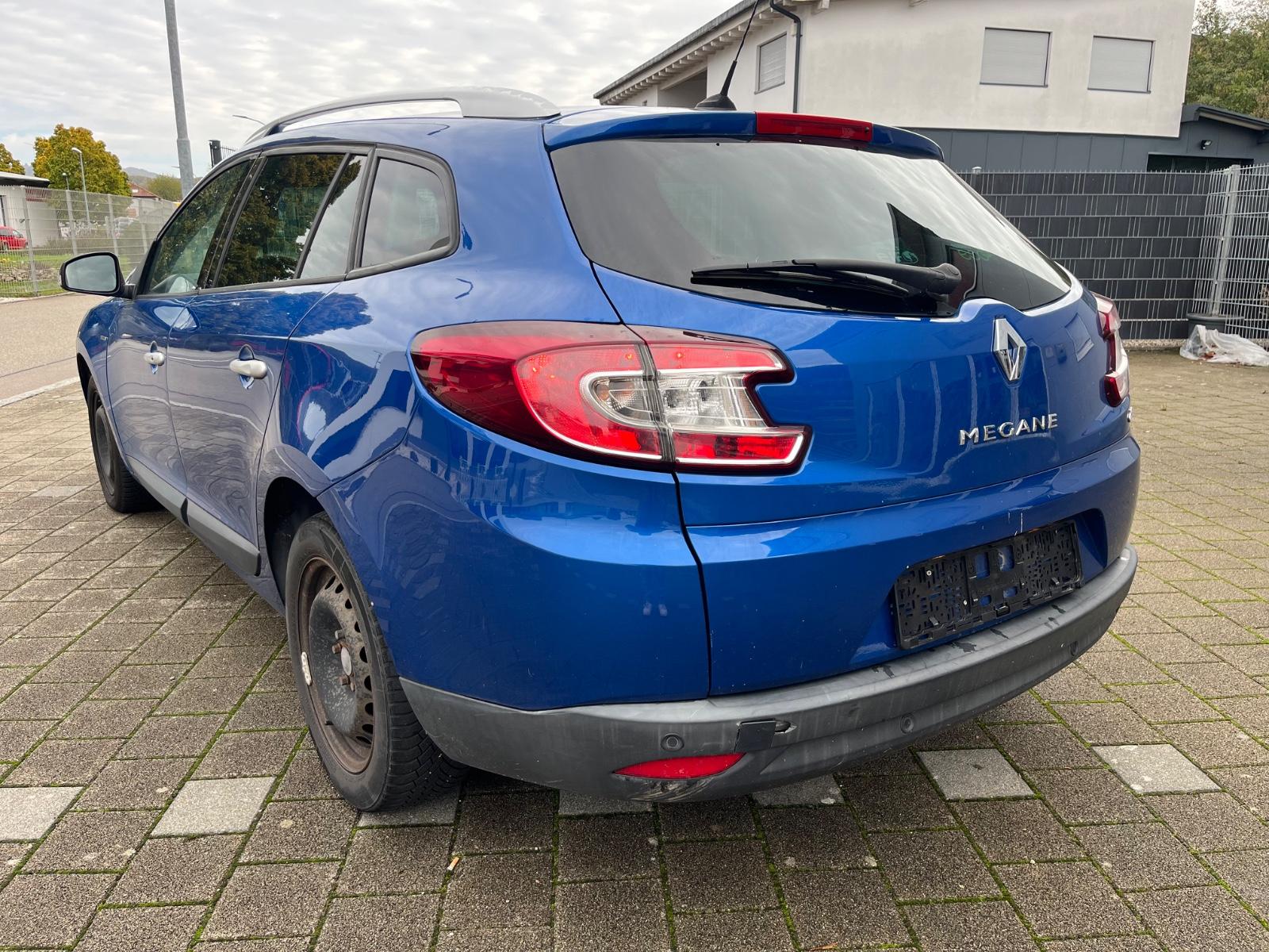Renault Megane 2011 — photo 6
