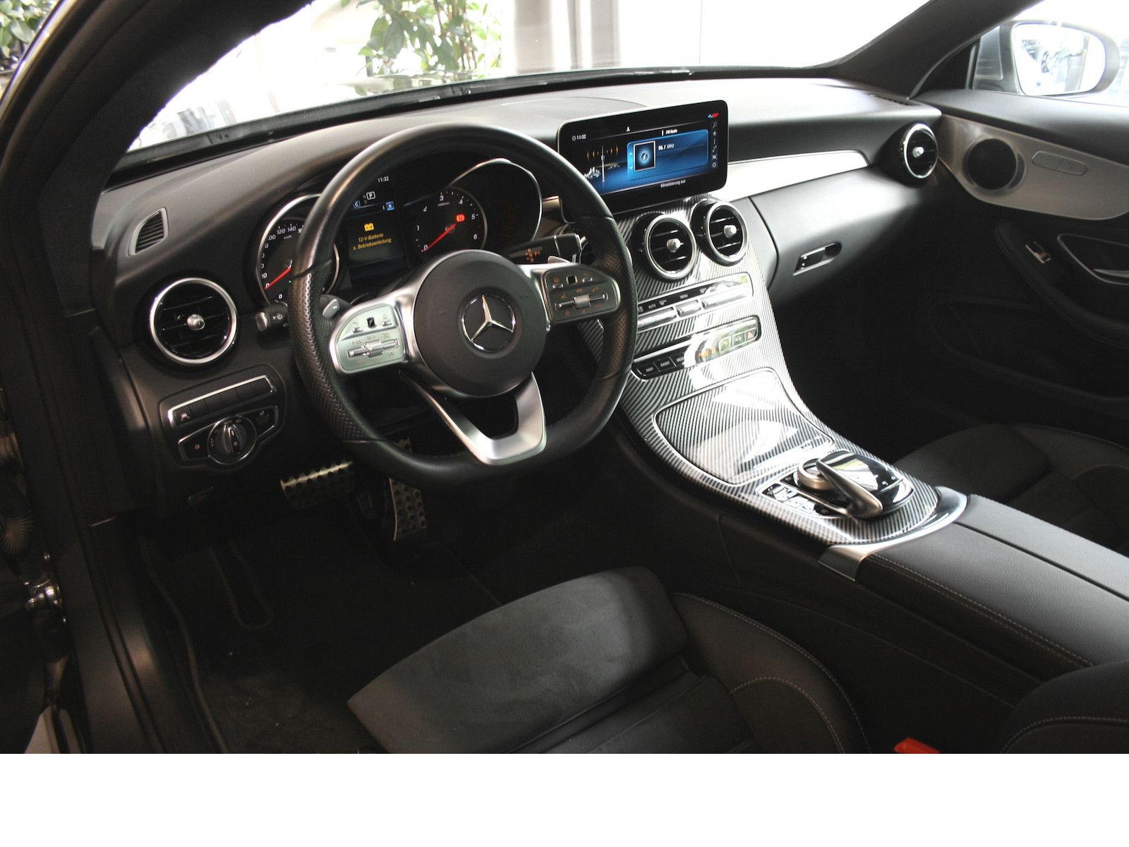 Fahrzeugabbildung Mercedes-Benz C 300 d Coupe AMG *Pano-Dach*Totw.*Multibeam.*Am