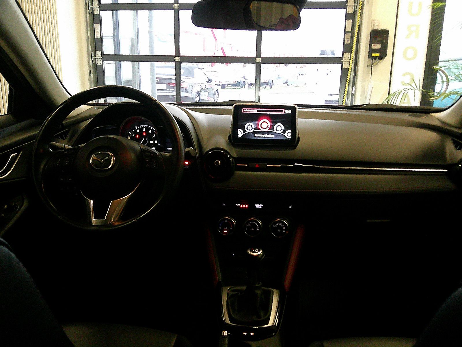 Fahrzeugabbildung Mazda CX-3 Sports-Line AWD / LED / NAVI / GARANTIE