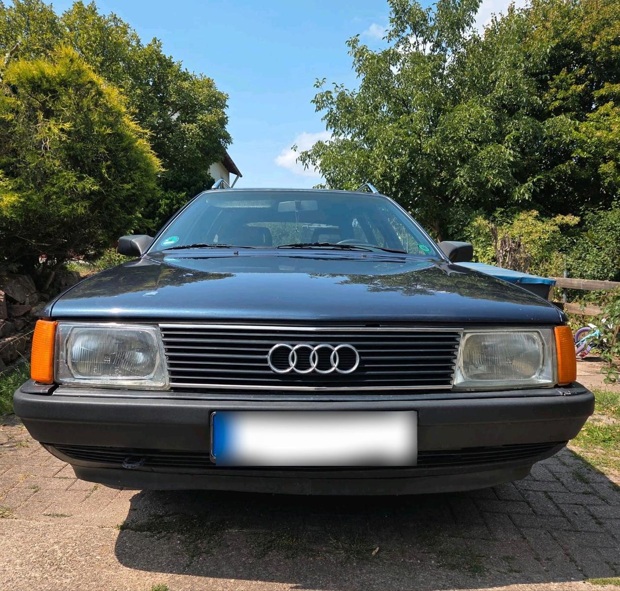Audi 100