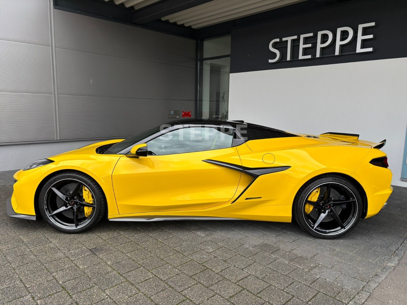 Corvette C8 E-Ray 3LZ Convertible EU-Mod Herst.Garantie