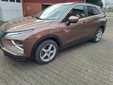 Mitsubishi Eclipse Cross 2.4 PLUG-IN HYBRID 4WD Basis Basis - Mitsubishi