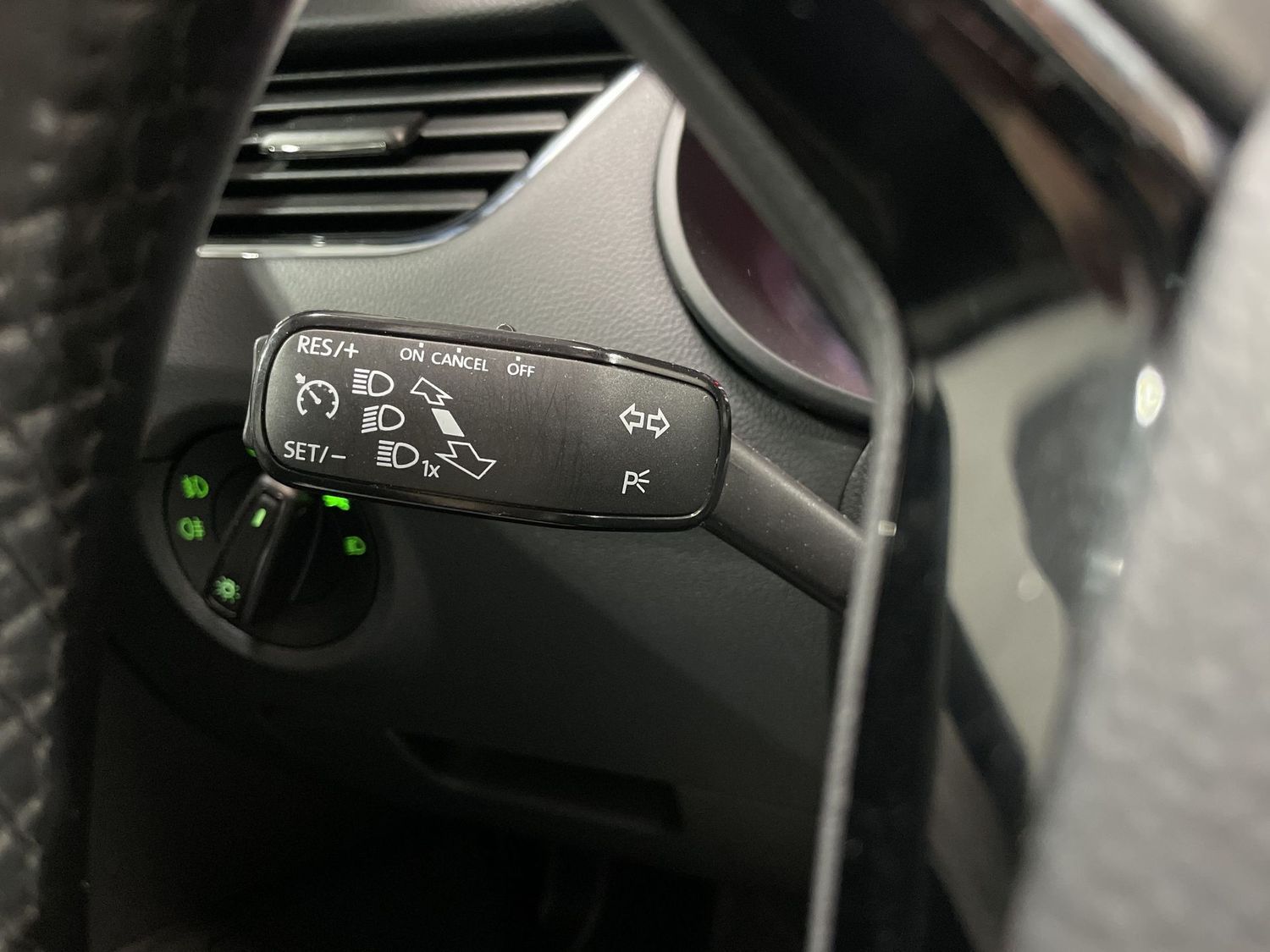 Fahrzeugabbildung SKODA Octavia Style#Bi-Xenon#Pano#Carplay#Tempo#PDC