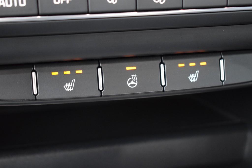 Kia Ceed Sportswagon 1.6 CRDi Aut. *LED*Navi*RüKam