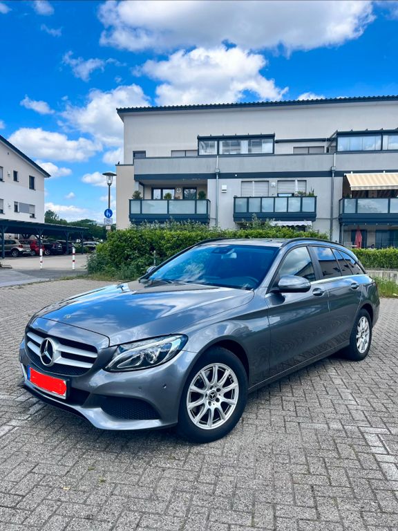 Image of Mercedes-Benz C 200