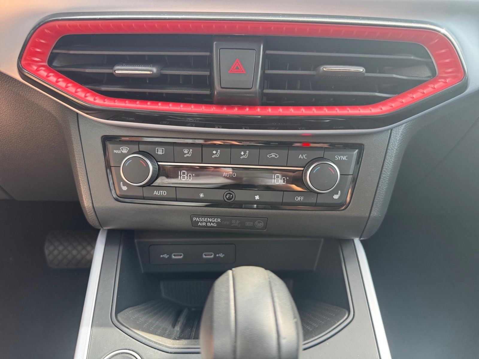 Fahrzeugabbildung SEAT Arona FR 1.5 TSI