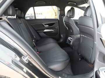 Mercedes E 220 - 7