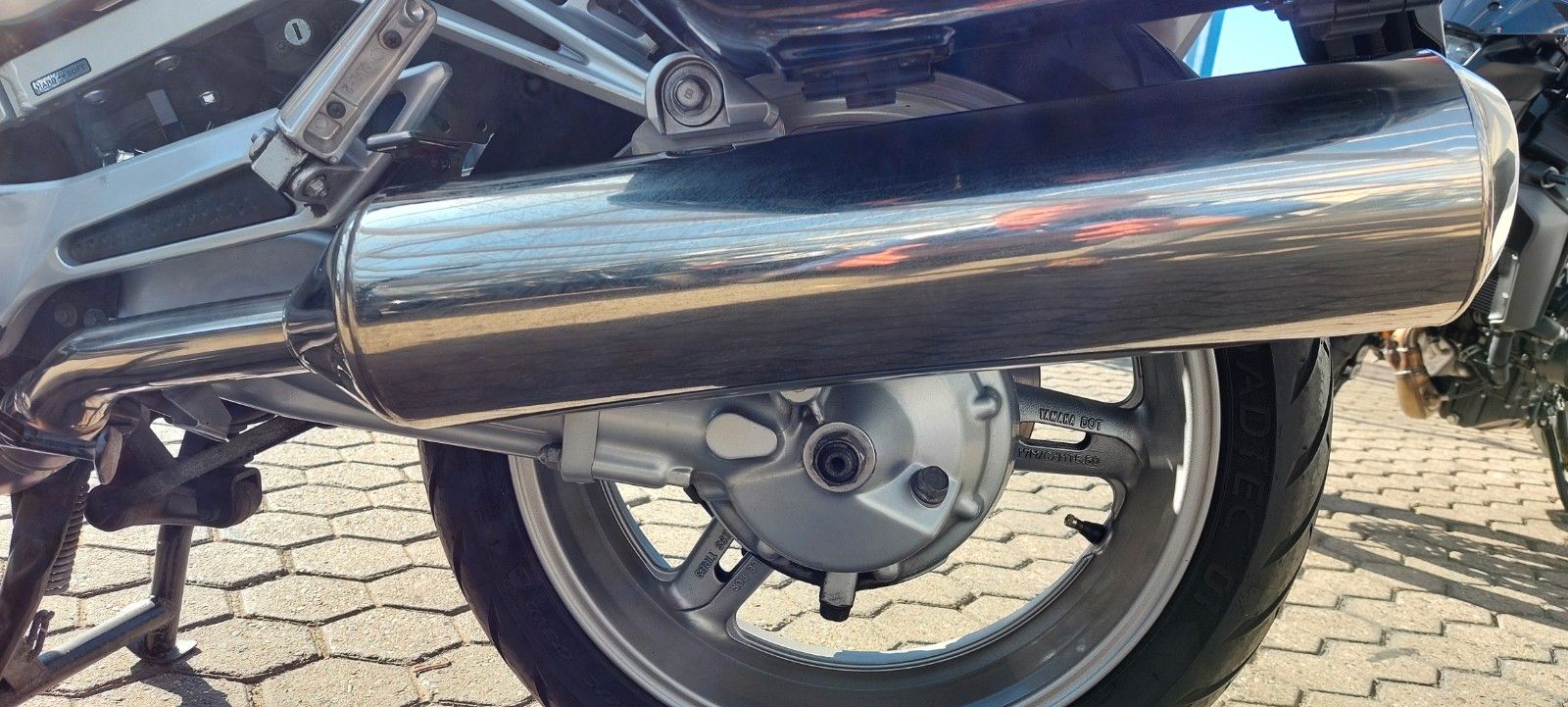 Fahrzeugabbildung Yamaha FJR 1300 A   Nur  33500 KM  inkl Top Case