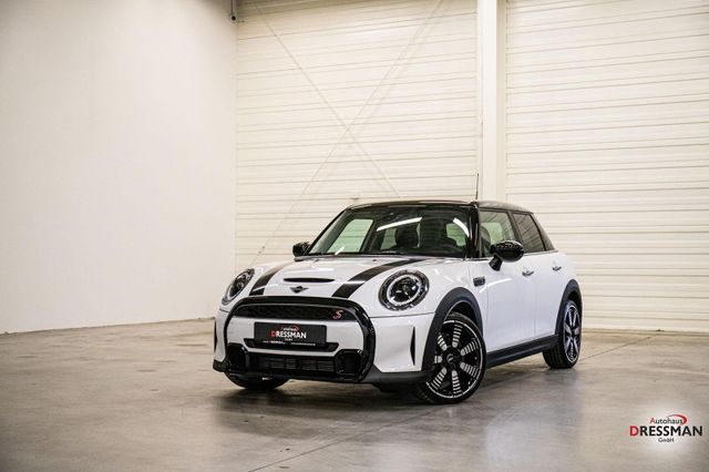 MINI Cooper S Classic Trim CARPLAY LED KAMERA ACC