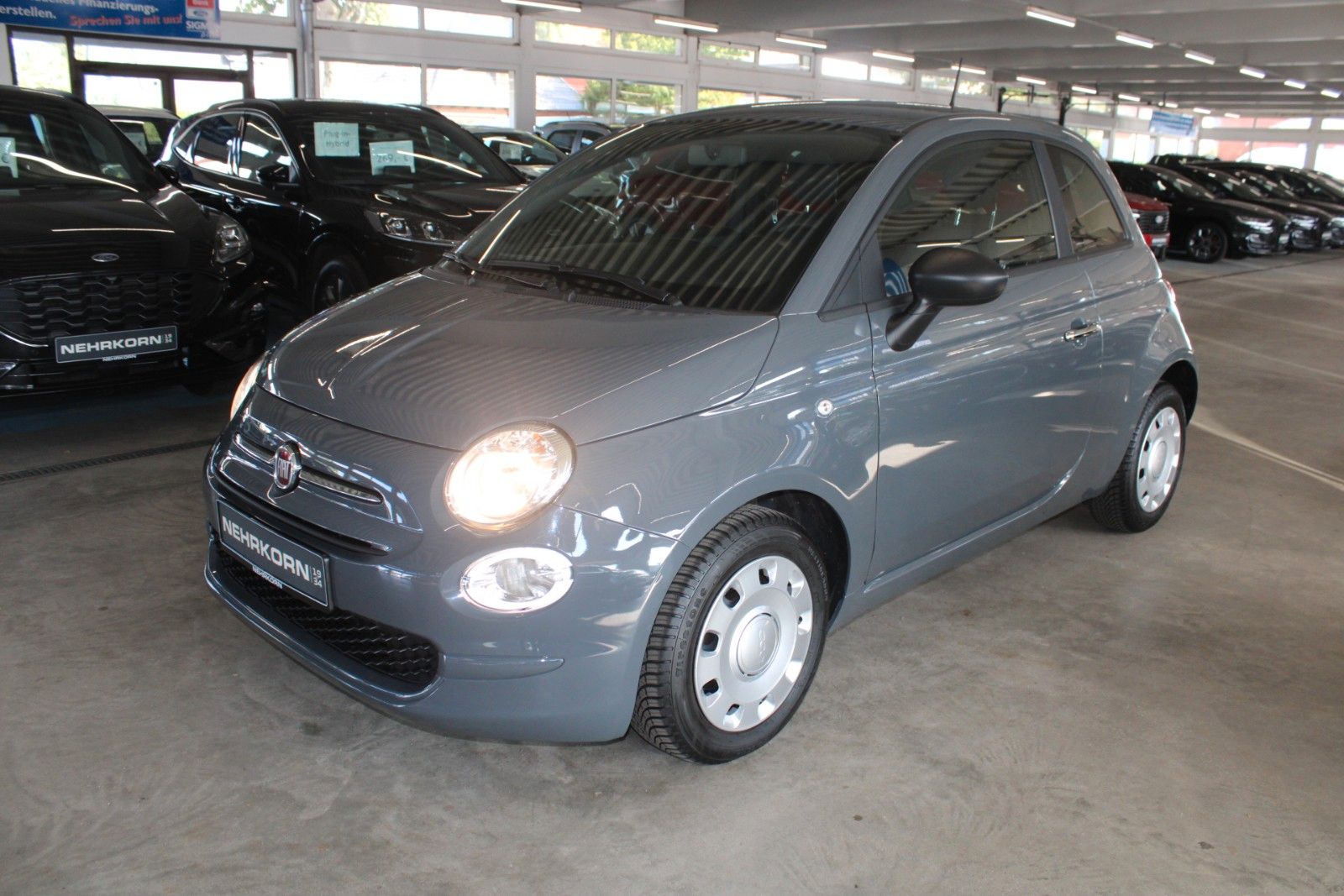 Fahrzeugabbildung Fiat 500 Hybrid CULT KLIMA DAB+ Allwetterreifen Tempo