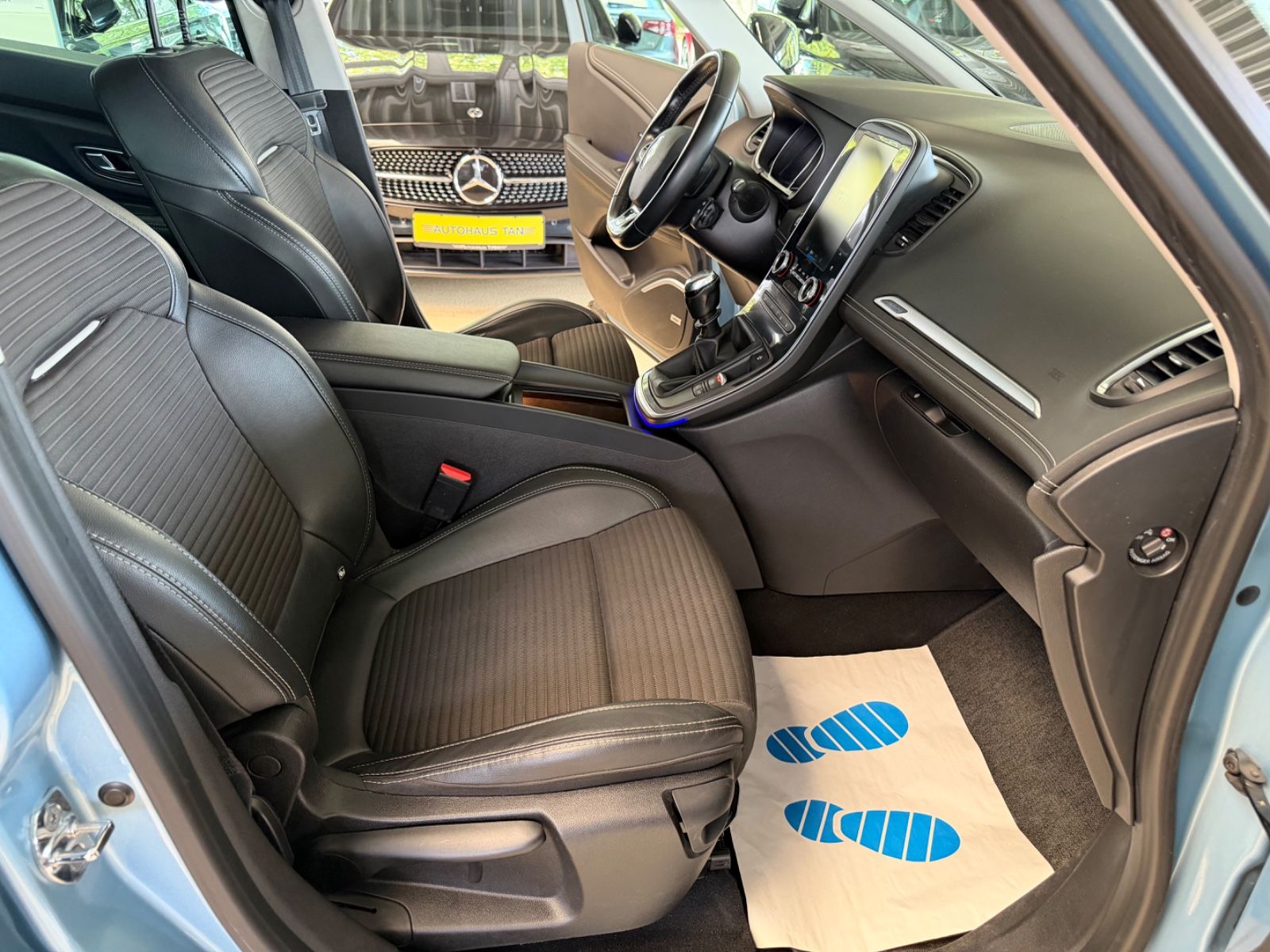 Fahrzeugabbildung Renault Scenic IV Grand BOSE Edition