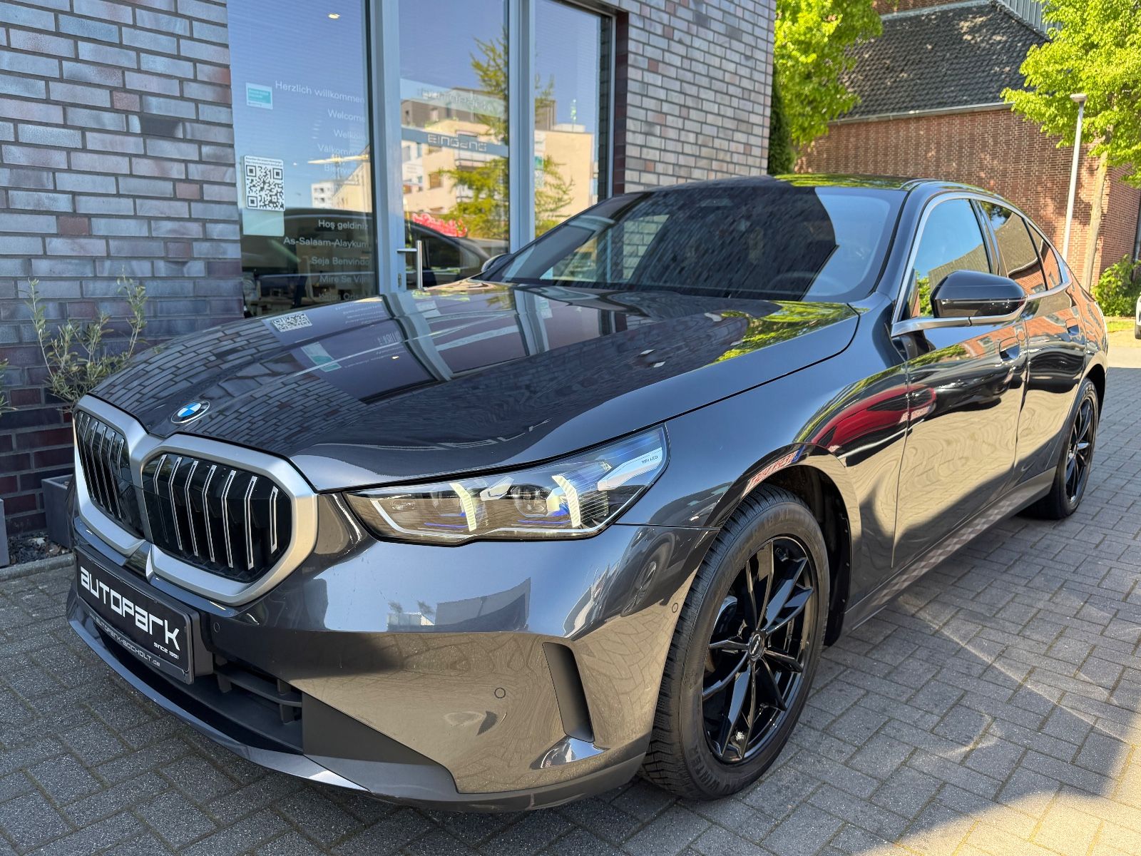BMW 520 - 1