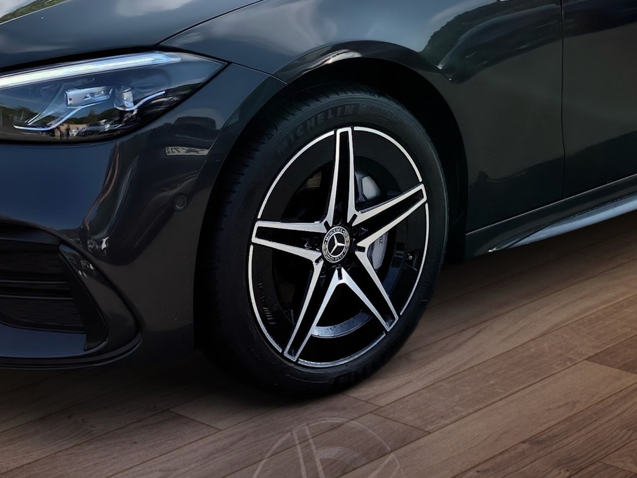 Fahrzeugabbildung Mercedes-Benz C 300 de T AMG+NIGHT+AHK+360°+BURMEST+MEMORY