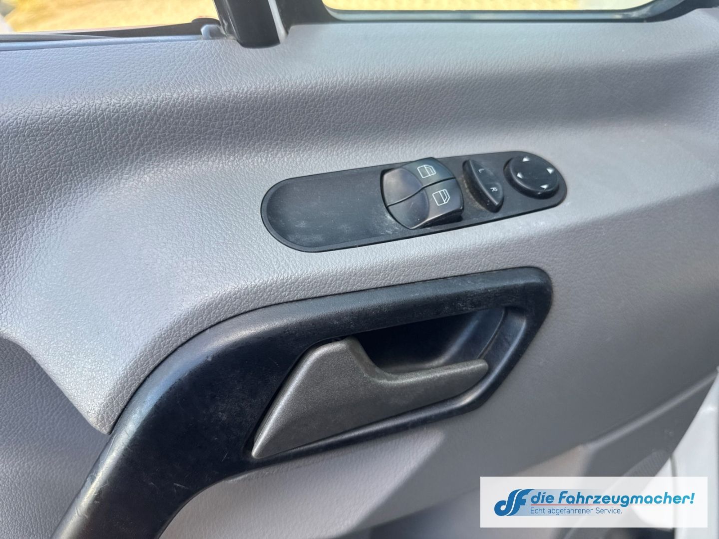 Fahrzeugabbildung Mercedes-Benz Sprinter Kasten 316CDI Werkstattein. Klima Kamer