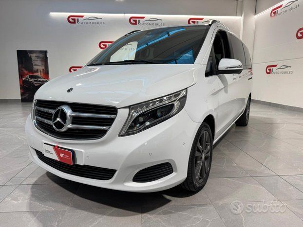 Image of Mercedes-Benz V 220