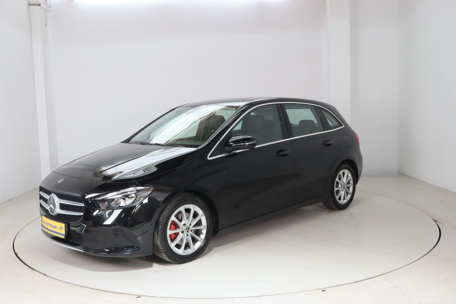 Fahrzeugabbildung Mercedes-Benz B 200 * LED * Navi * Leder