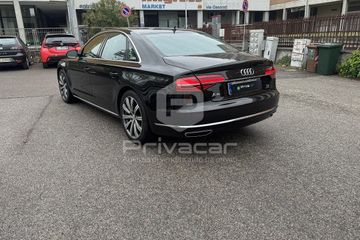 Audi A8 - 7