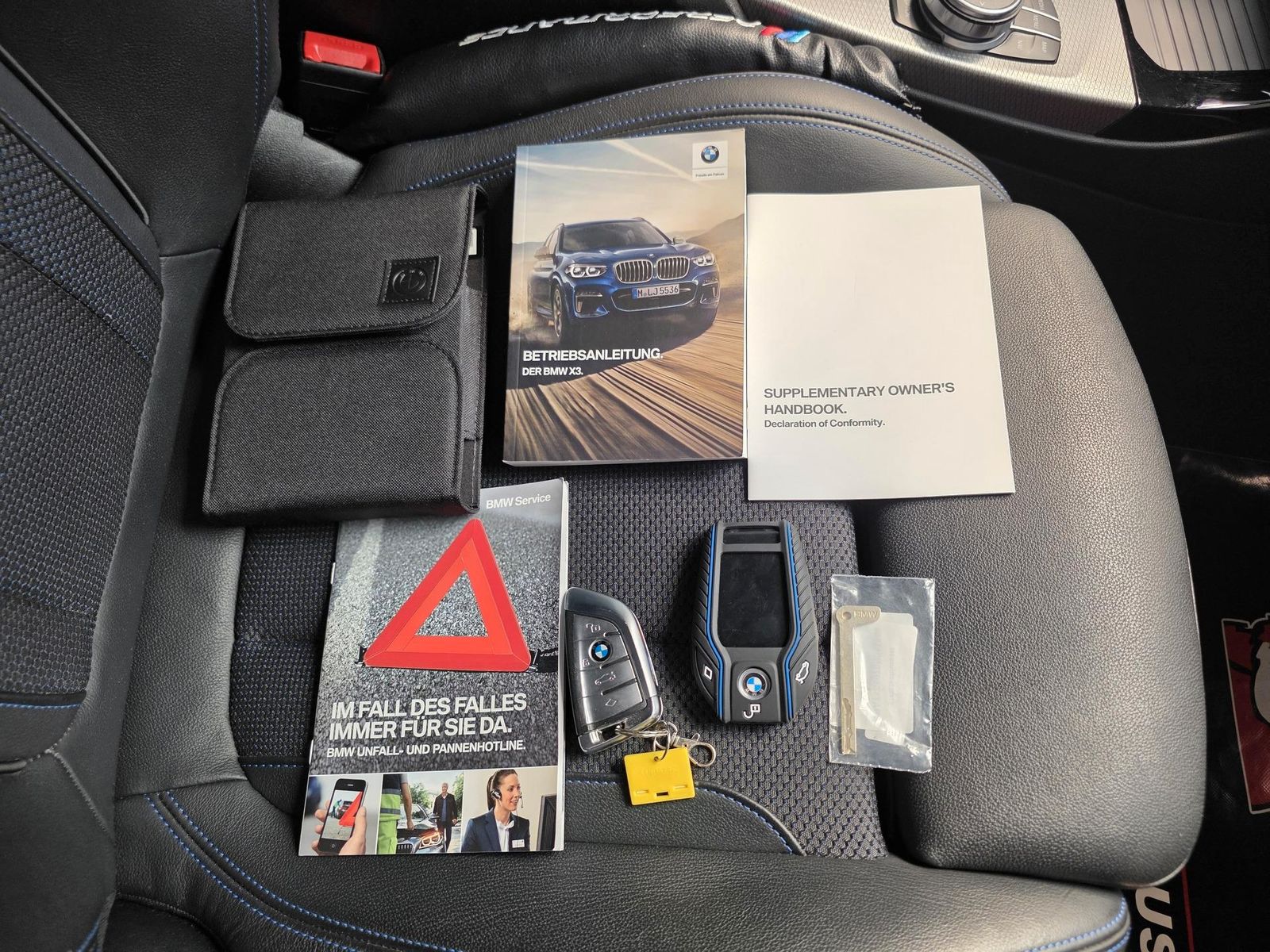Fahrzeugabbildung BMW X3 xDrive 30i M Sport Shadow/HuD/Harman/StHz/Ahk