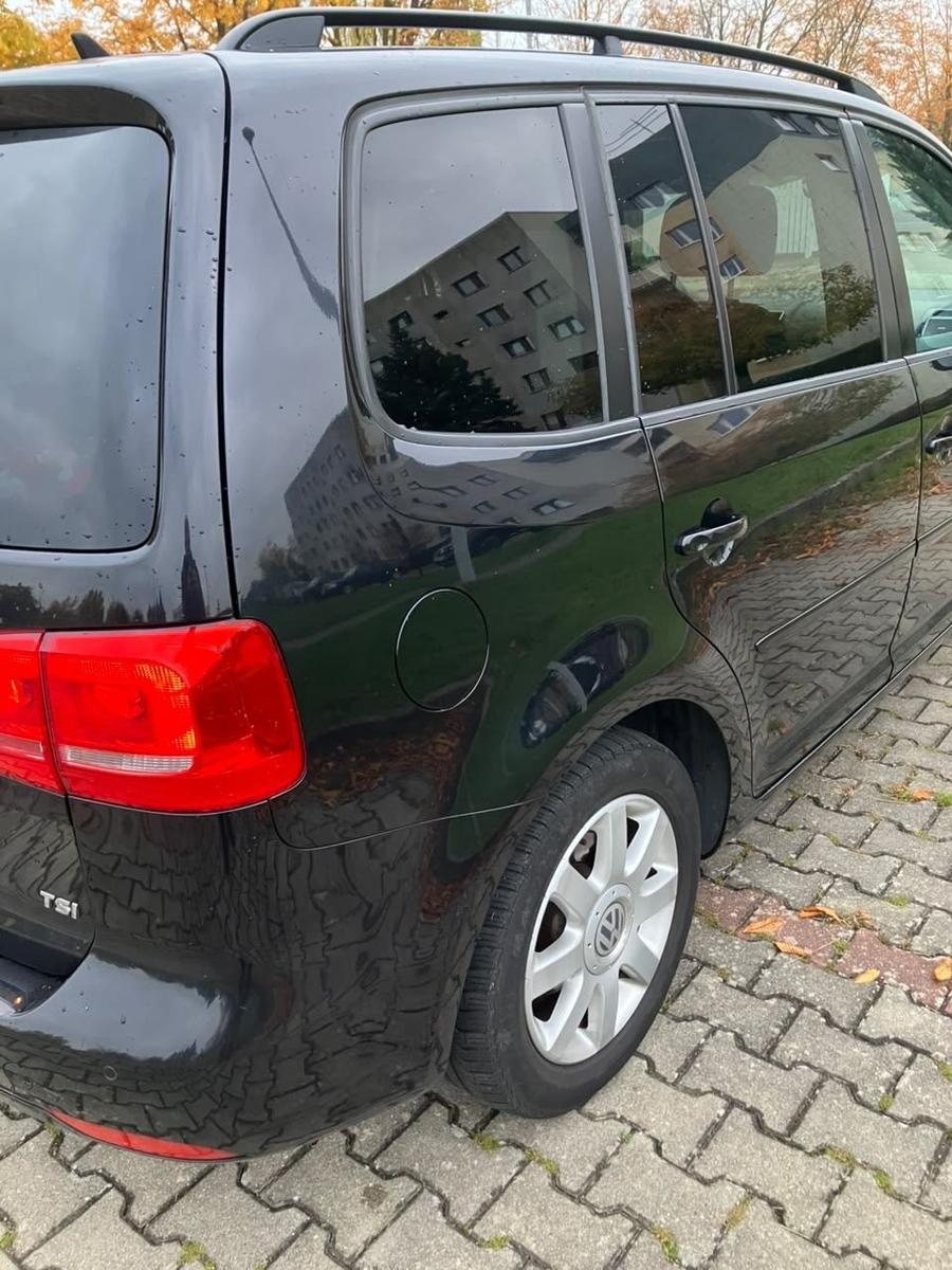 Volkswagen Touran 2012 — photo 6