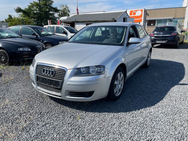 Audi A3 Sportback 1.6 FSI Attraction