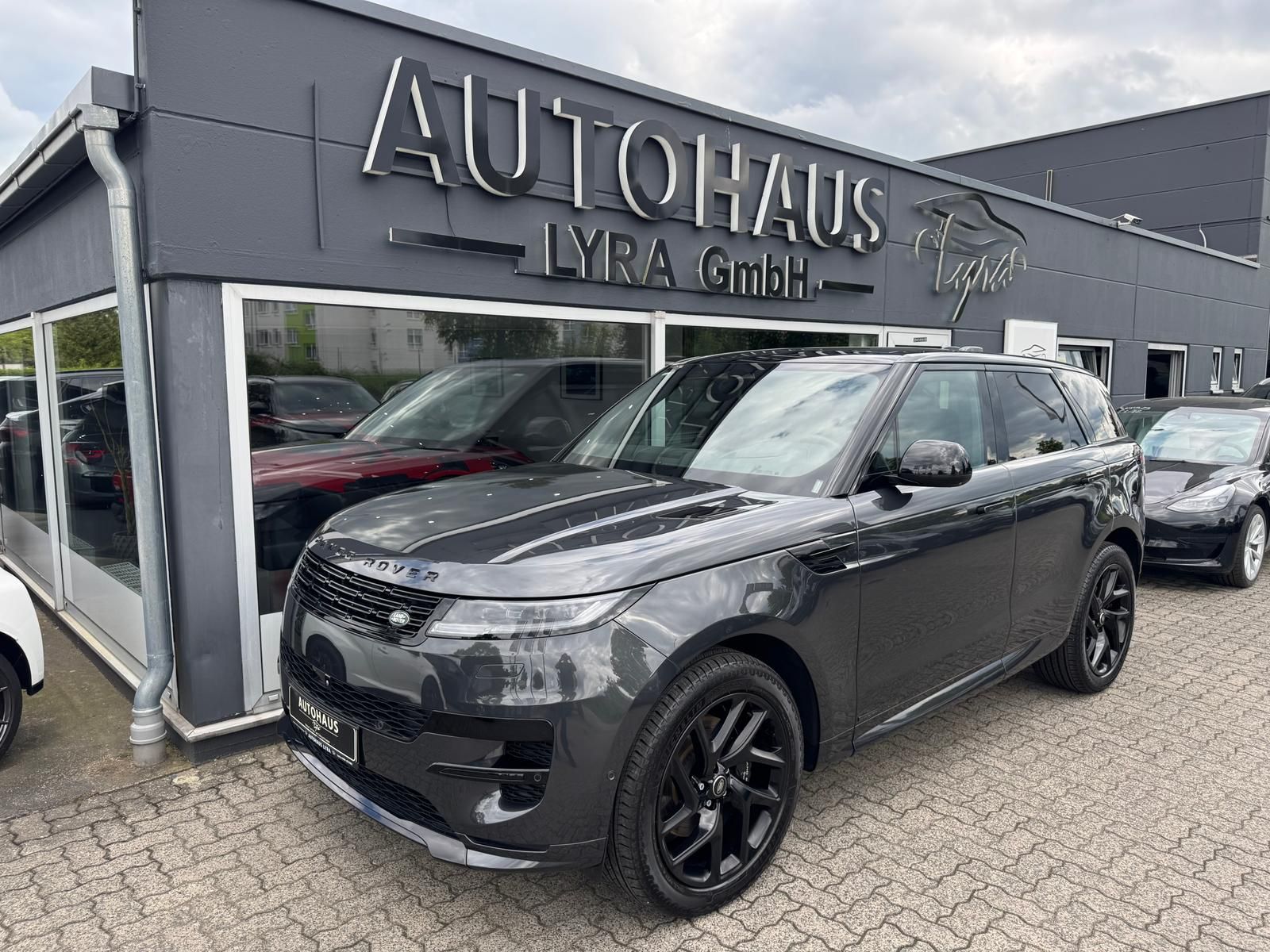 Land Rover Range Rover Sport D350 Autobiography Black Pack imagem 2