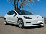 Tesla Model 3 Allradantrieb mit Dualmotor Performa... - Tesla Model 3 in Freiburg