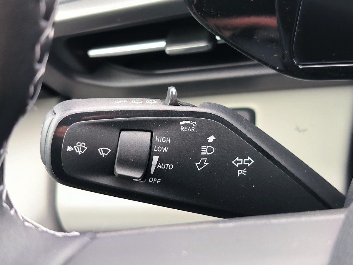 Ford Explorer - Bild 12