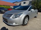 Toyota Avensis Kombi Executive*VOLL-AUSSTATTUNG*EU-5 - Toyota Avensis Executive mit Diesel-Antrieb
