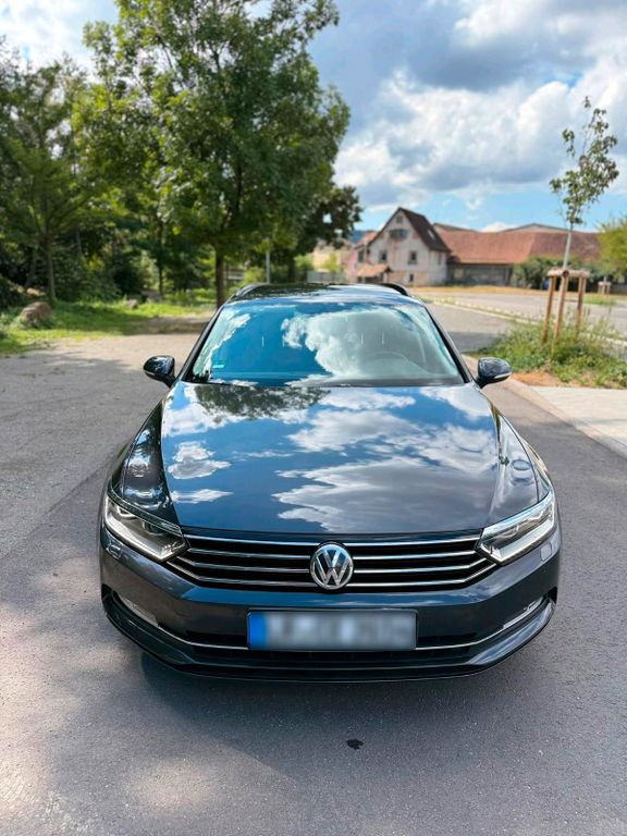Image of Volkswagen Passat Variant