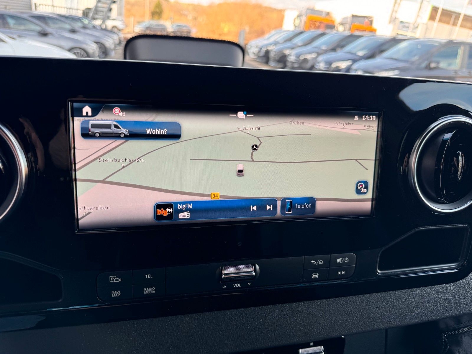 Fahrzeugabbildung Mercedes-Benz Sprinter 317 CDI DoKa/Mixto 9G Klima Kamera AHK