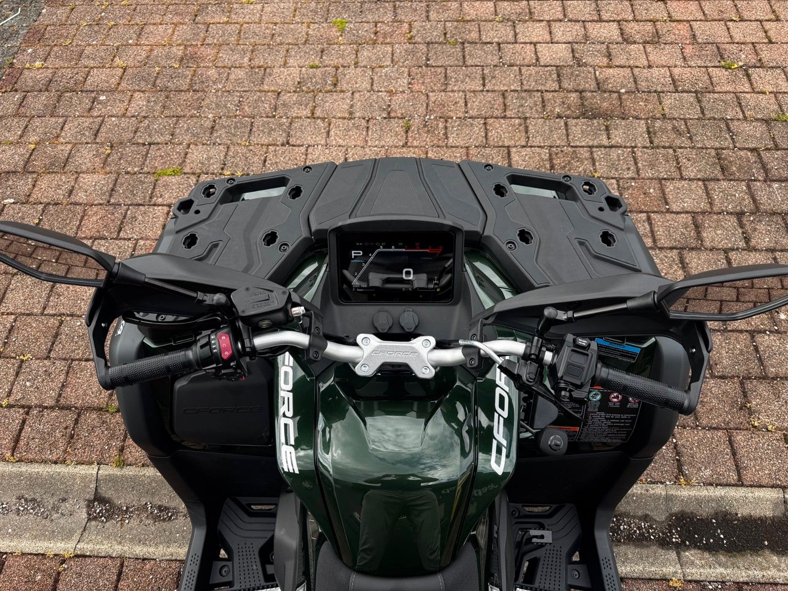 Fahrzeugabbildung CFMOTO CFMOTO CFORCE 1000 PRO ABS forest green KOFFER