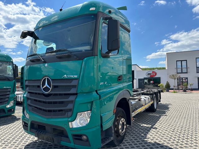 Mercedes-Benz 2542 6X2 BDF