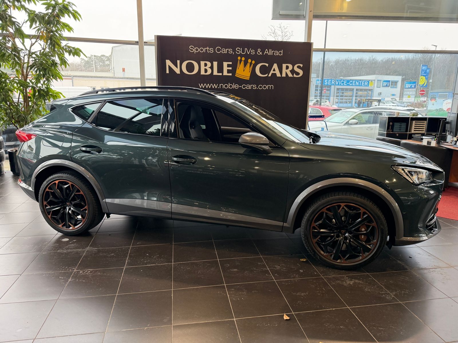 Fahrzeugabbildung CUPRA Formentor VZ 4Drive PANO BEATS LED