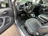 Smart fortwo 66kW DCT prime SPORT*LEDER*NAVI*PTS*KAM - mit Benzin-Antrieb: Leder, Kleinwagen