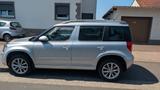 Skoda Yeti 1.8 TSI DSG 4x4 Elegance Elegance :) - Skoda Yeti mit Benzin-Antrieb: Allradantrieb, Geländewagen, 1.8
